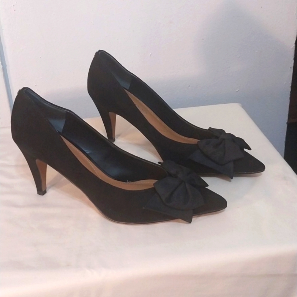 J.Renee Idrese Black suede .